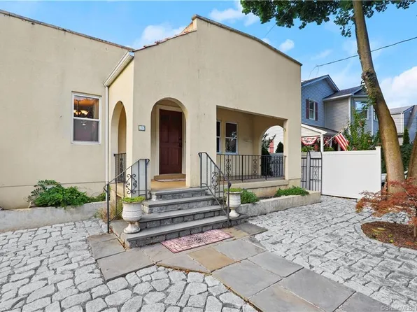 11 Rex Street, Greenwich, CT 06831