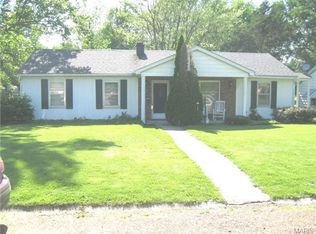 706 S Tellman Ave, Belle, MO 65013