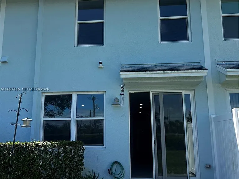 6349 Topsail Dr — Photo 32