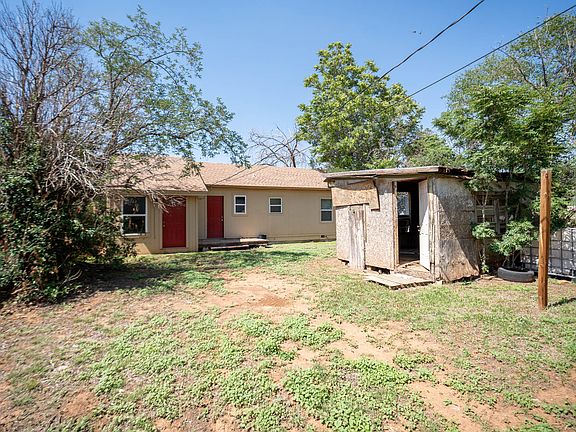 4th image of 2703 2nd St