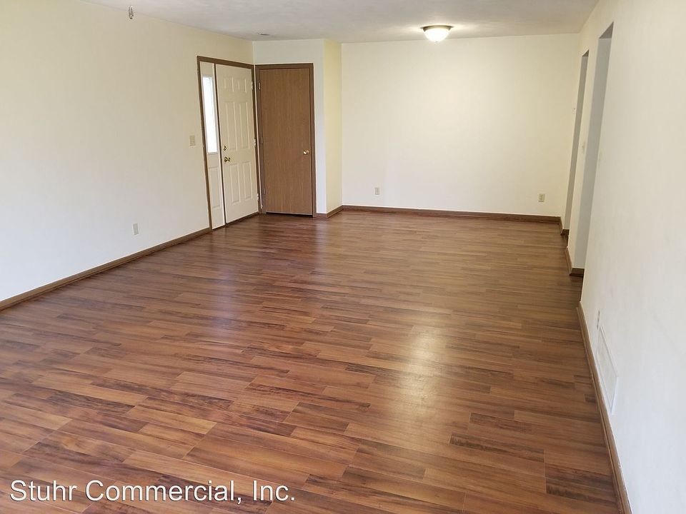 1st image of 6315 Garrett Ln APT 1