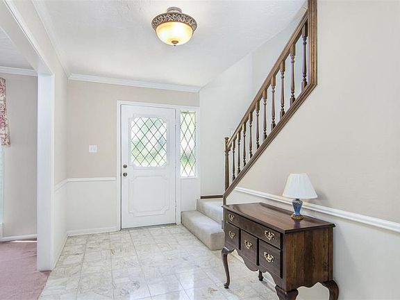 4th image of 2603 Parkdale Dr