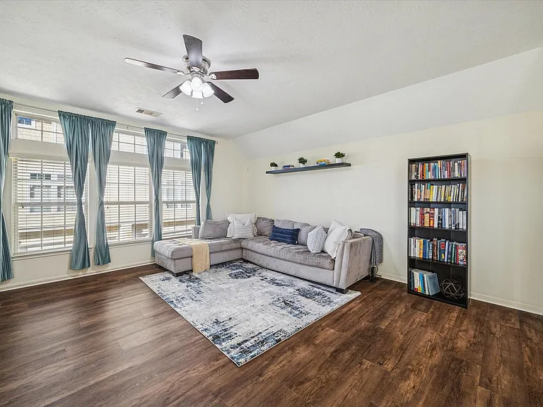 3332 Home Point Dr — Photo 11