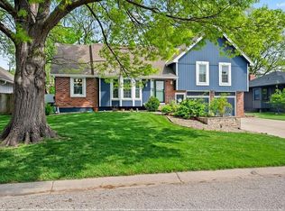12720 W 102nd St, Lenexa, KS 66215