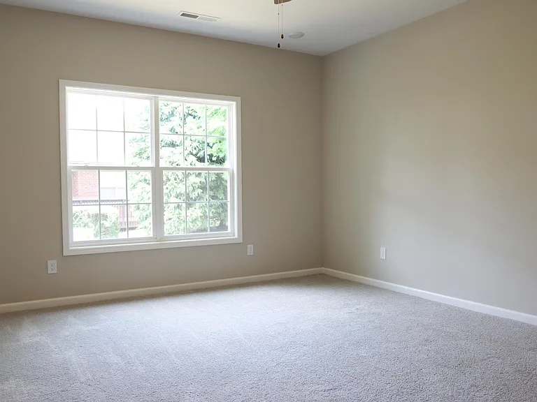 322 Briarwood Ln — Photo 42