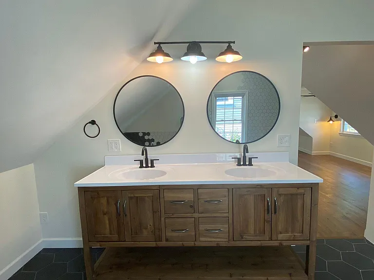 687 Truxton Dr — Photo 24