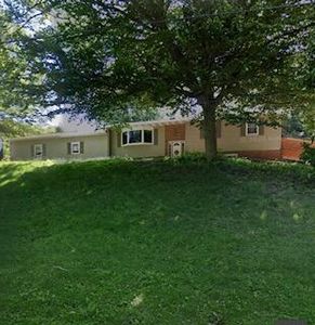 6607 Parr Rd SE, Newark, OH, 43056