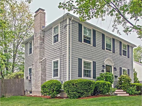 21 Stephen St, Riverside, RI 02915