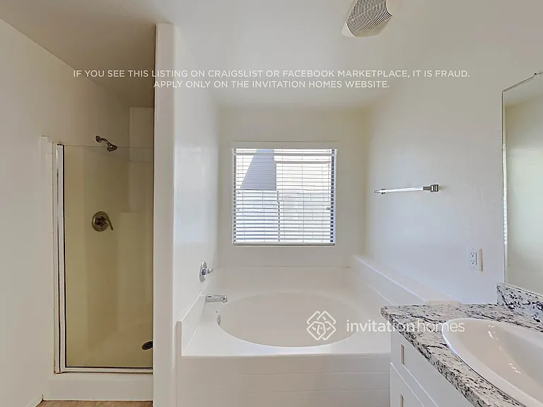 32634 N Cherry Creek Rd — Photo 16