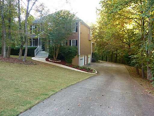 2nd image of 620 Pine Ter