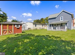 28 W 3rd St, Florence, NJ 08518