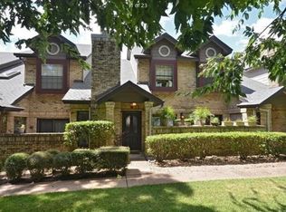 10819 Crown Colony Dr APT 30, Austin, TX 78747