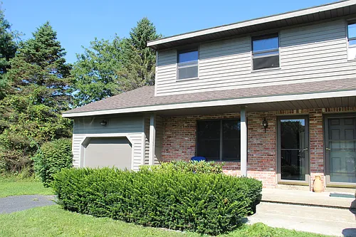 9 Marian Ct Photo 1