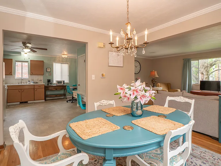 1755 Cromwell Dr — Photo 7