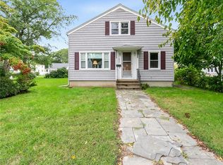 855 Willett Ave, Riverside, RI 02915
