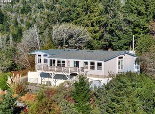 98290 Tuttle Ln, Brookings, OR 97415