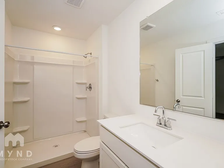 2640 Mistwood Dr — Photo 17