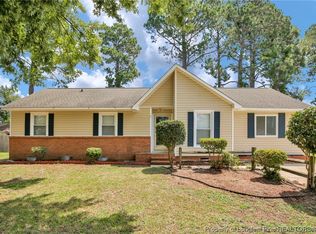 3675 Applegate Rd, Hope Mills, NC 28348