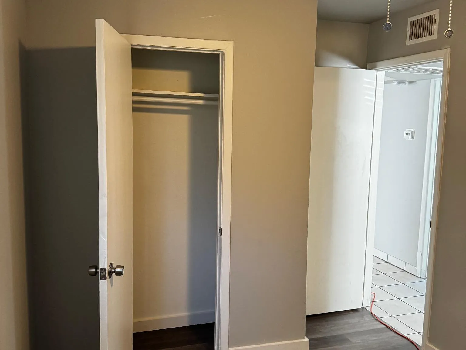 2 bed, 700 sqft, $1,160 — Photo 4