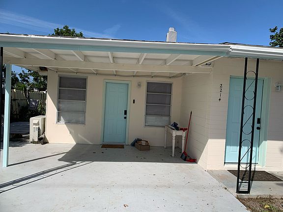 5th image of 2214 Post Rd #1