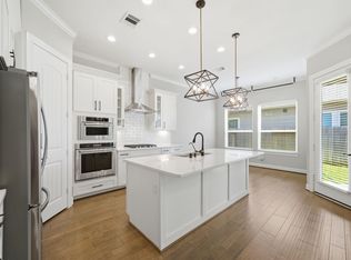 10009 Granary Dr, Houston, TX 77080
