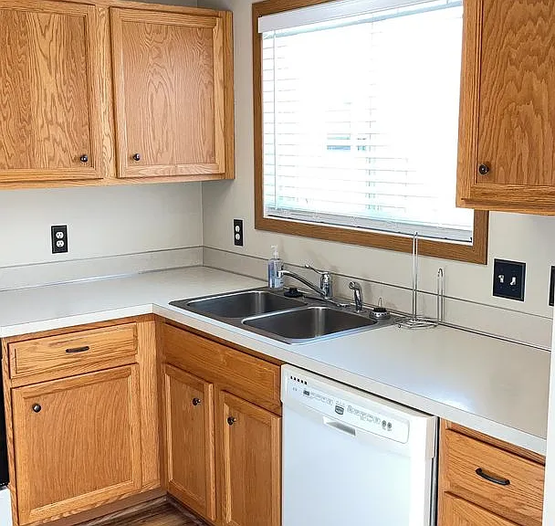 15539 Float Ln — Photo 22