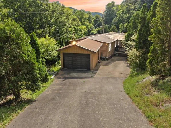 2126 State Highway 451, Hazard, KY 41701