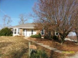 18425 S Karg Rd, Pleasant Hill, MO 64080