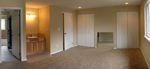 5th image of 2828 E 35th Ave