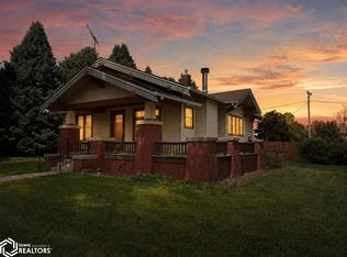 114 North St, Bayard, IA 50029