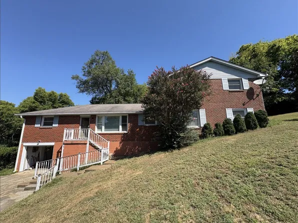 1320 Bellshire Dr, Nashville, TN 37207