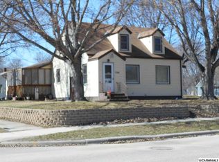 286 6th St, Dawson, MN 56232