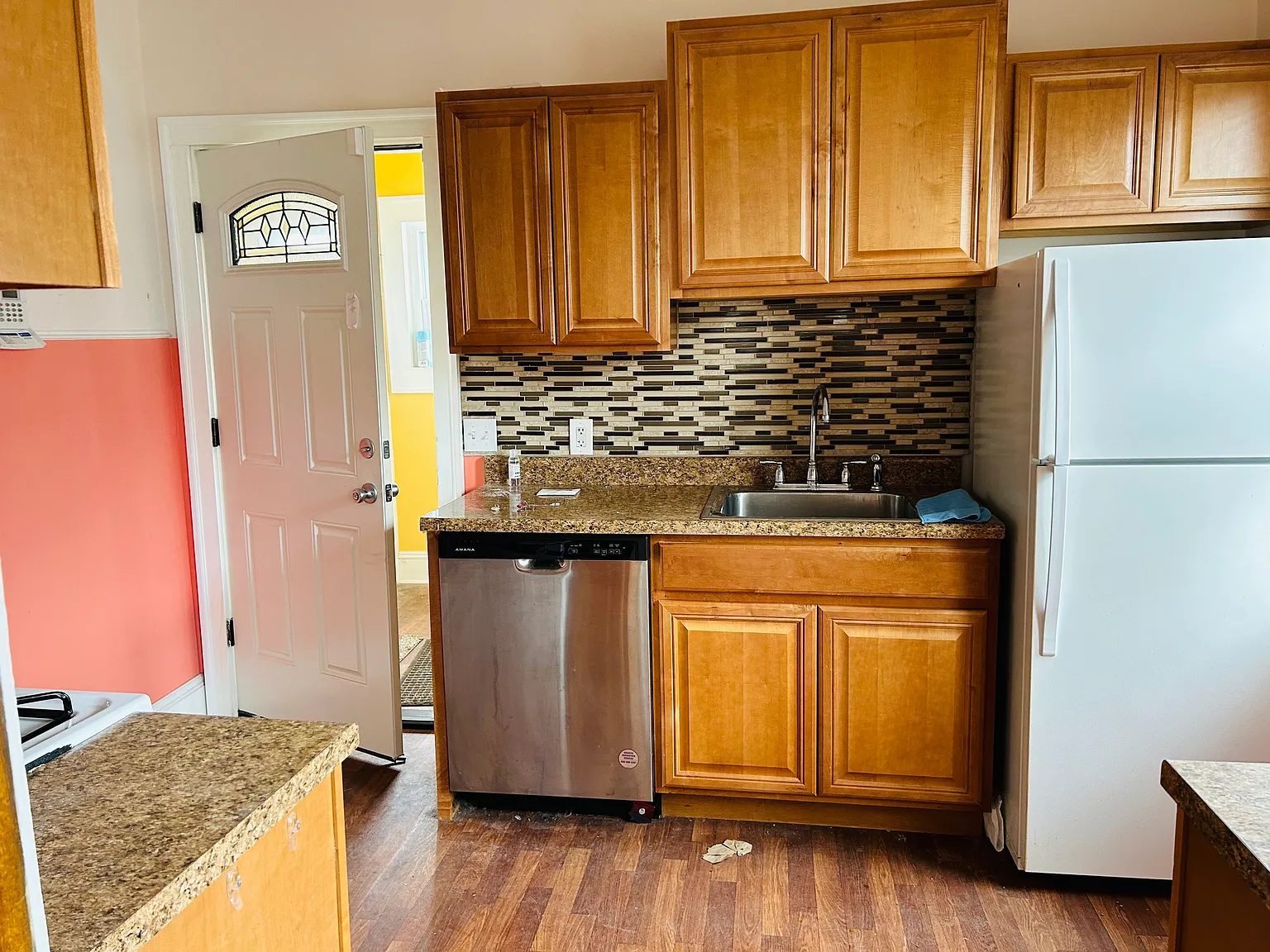 2 bed, 2000 sqft, $1,495 — Photo 3
