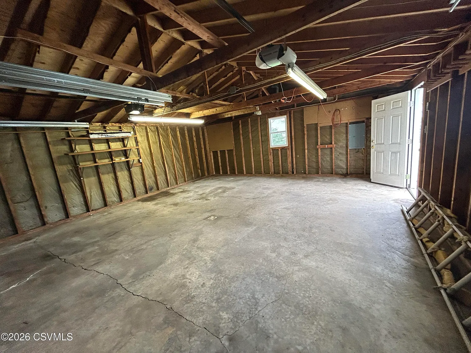 Studio, 576 sqft, $250 — Photo 2
