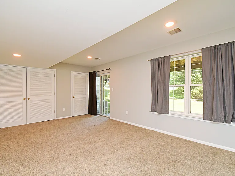 18 Norsham Way #1 — Photo 34