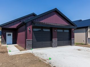 3516 Calgary Point, Bismarck, ND 58503