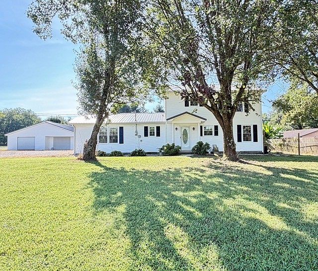 1st image of 1684 Fletcher Rd