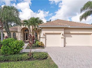 16021 Delarosa Ln, Naples, FL 34110