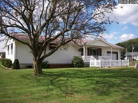 1st image of 584 Willowrun Dr NW