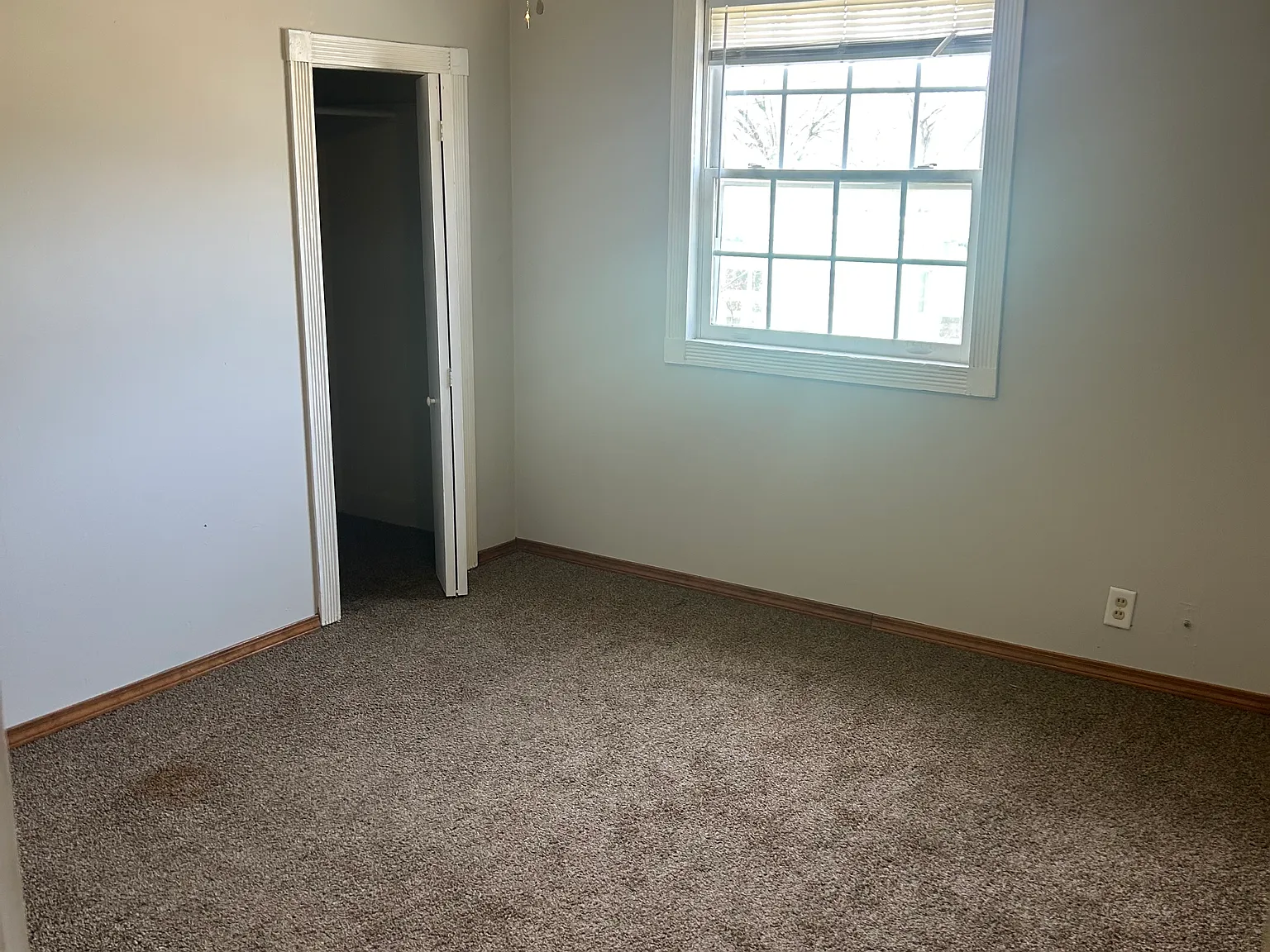 2 bed, 975 sqft, $995 — Photo 3