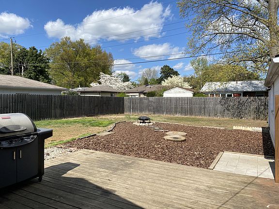 4th image of 3111 Dogwood Dr