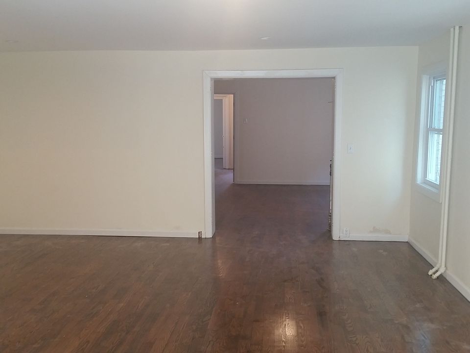1st image of 1617 E 15th St #1