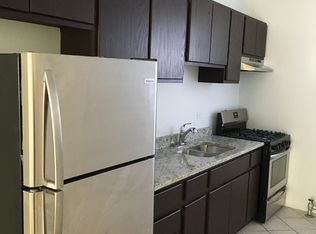 7531 S Essex Ave APT 1A, Chicago, IL 60649