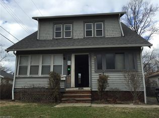 19603 Tiverton Rd, Cleveland, OH 44110
