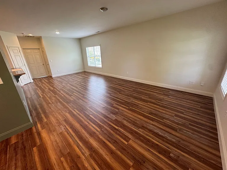 111 Hatleyberry St — Photo 3