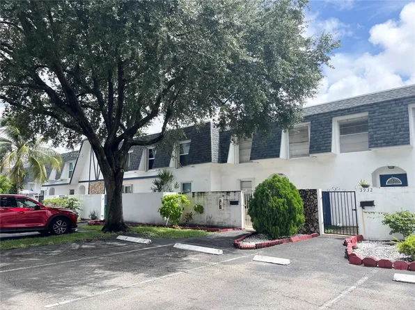 3928 SW 67th Ter #118, Davie, FL 33314