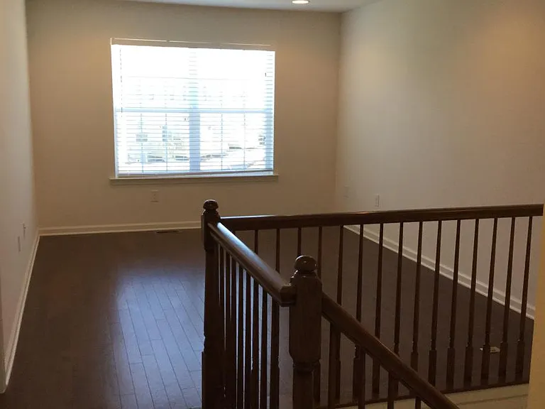 40 Autumn Ln — Photo 12