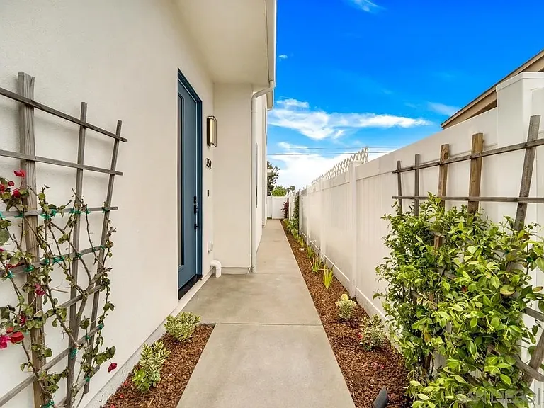 352 Imperial Beach Blvd — Photo 36