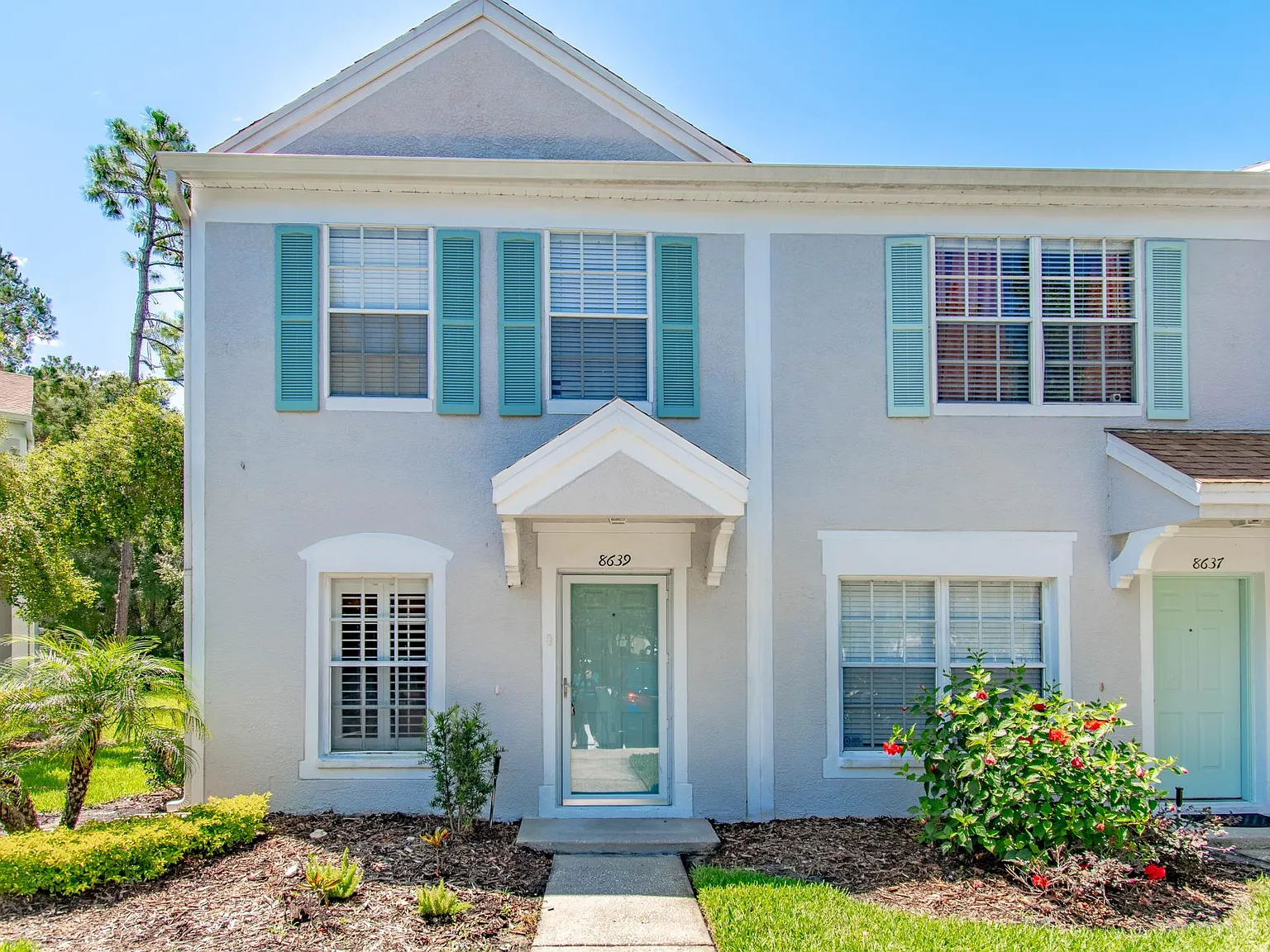 2 bed, 1.5 bath, 1152 sqft, $2,000 — Photo 1