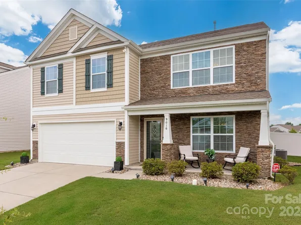 9016 Harwood Knoll Dr, Charlotte, NC 28214